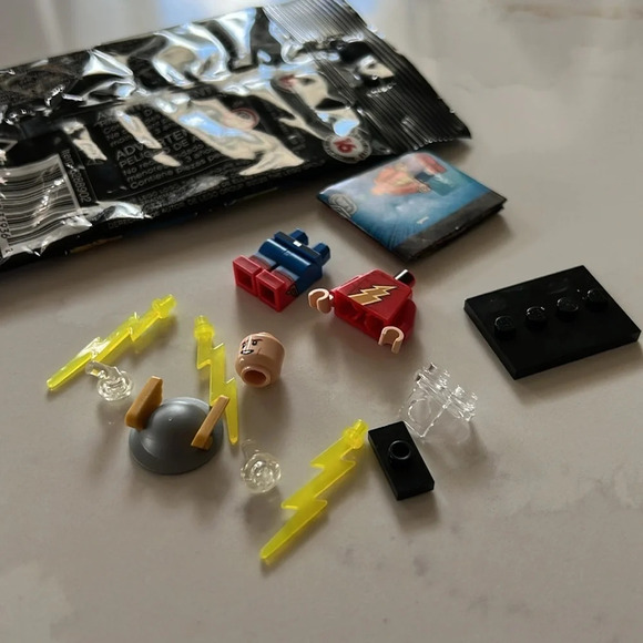 LEGO DC Super Heroes Series Minifigures 71026 Flash - Picture 4 of 4